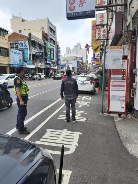 公共運輸路權 交通局持續辦理公車站牌違停稽查