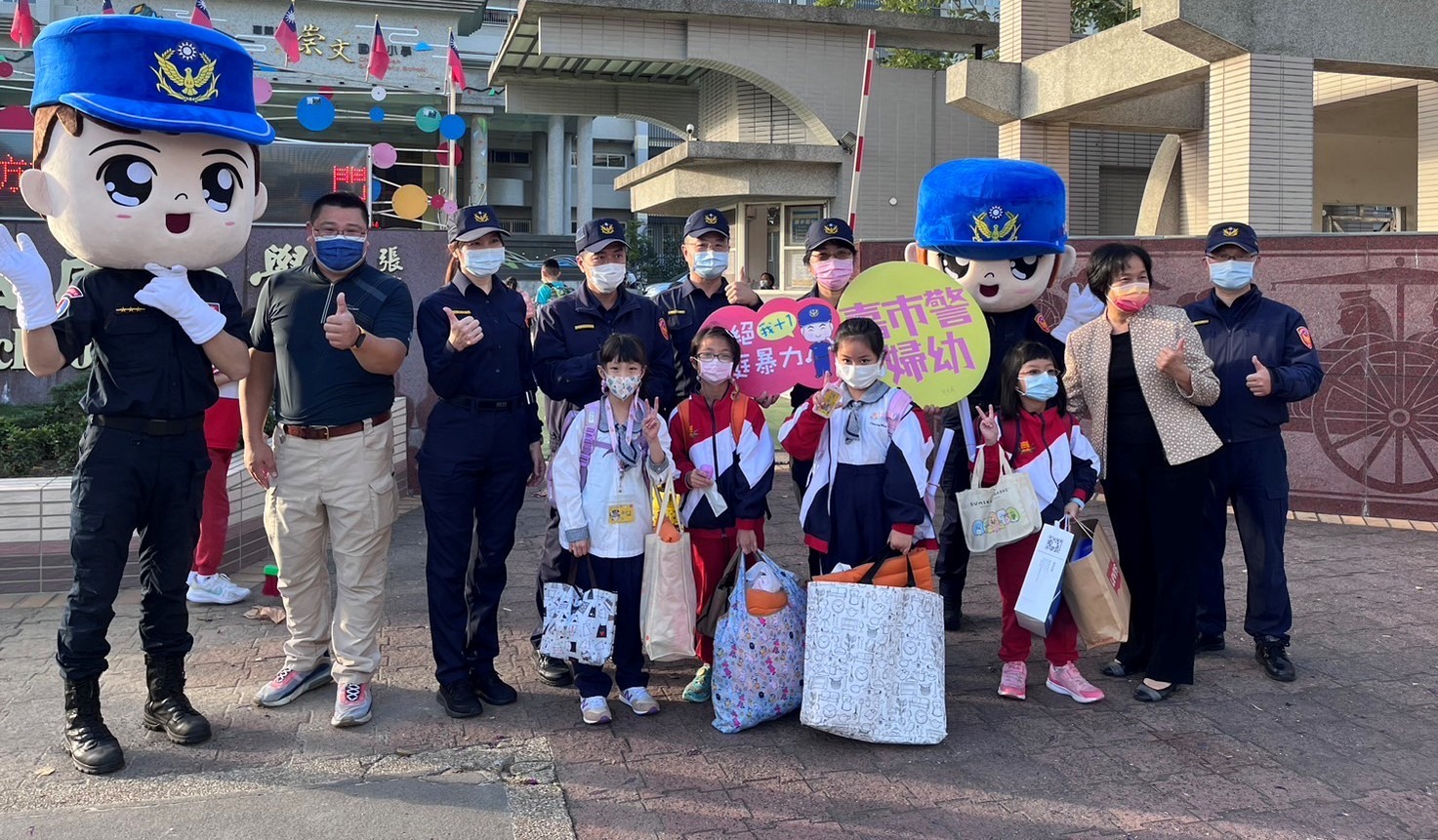 開學日守護學童安全　嘉警執行護童專案勤務