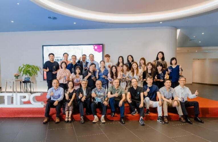 臺灣港務公司表揚24位模範員工，引領企業向前發展