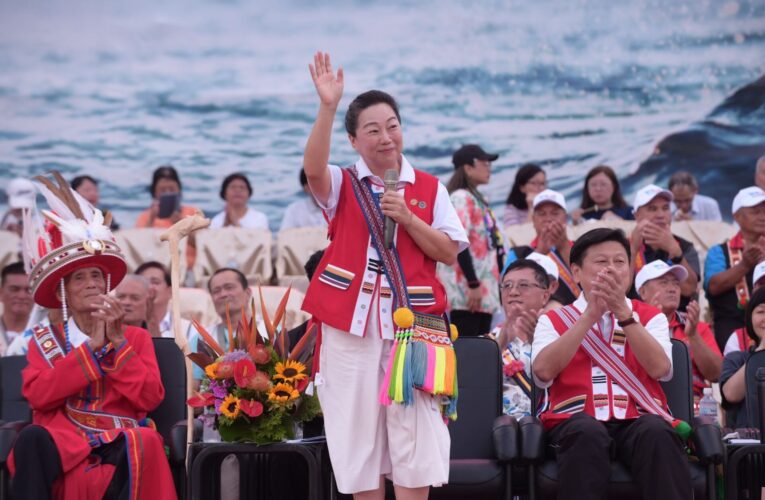 太平洋南島聯合豐年節　花蓮縣長熱情迎賓　千人共舞嗨翻德興大草坪