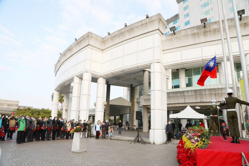 台南市元旦升旗 黃偉哲承諾更加努力做好防疫　盼新的一年疫情退散