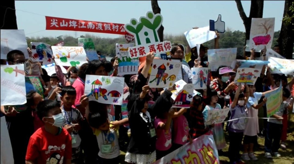 江南渡假村「淺山藝思」啟發學童公益寫生