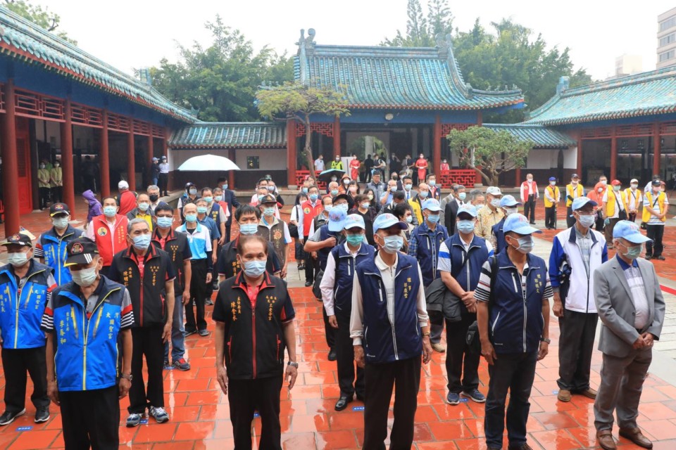 鄭成功祭典簡單隆重 黃偉哲陪徐國勇及各界代表祭祀　