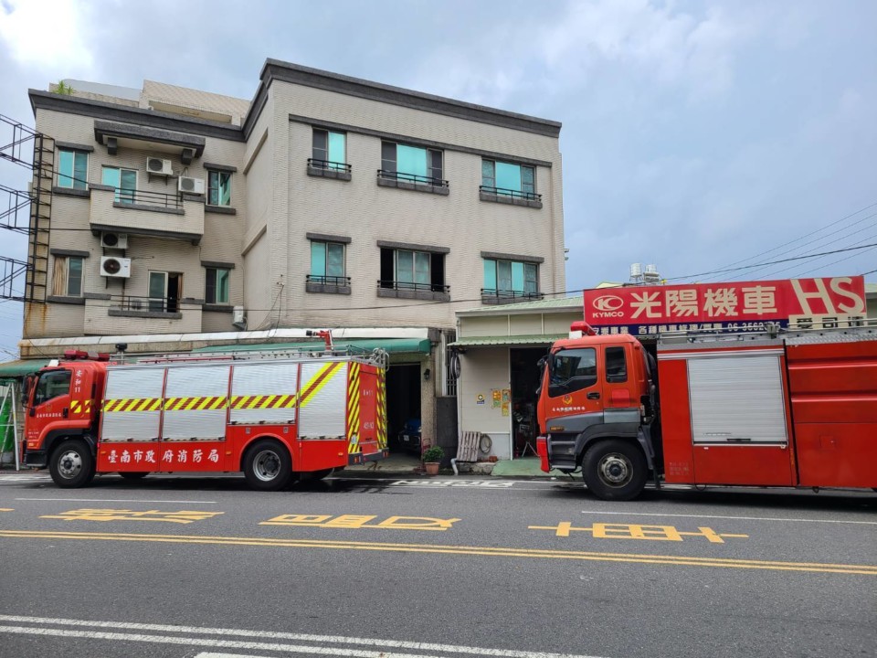 安南區長和路住宅火警  警逮緃火嫌犯