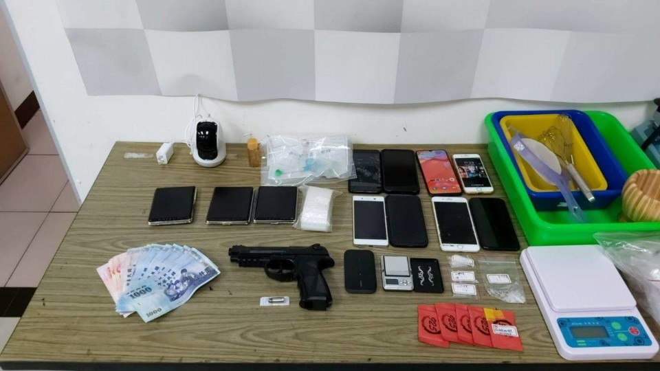 南警團隊合作逮毒蟲 查獲大量新興毒品