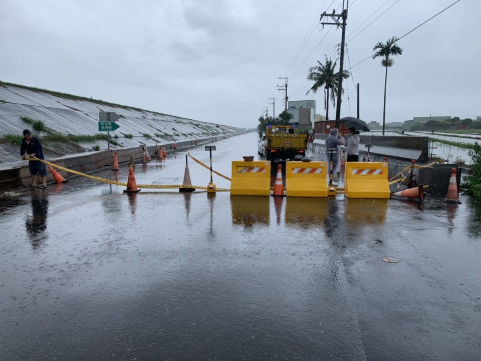 曾文溪左岸西港大橋下游水防道路1日起施工封閉