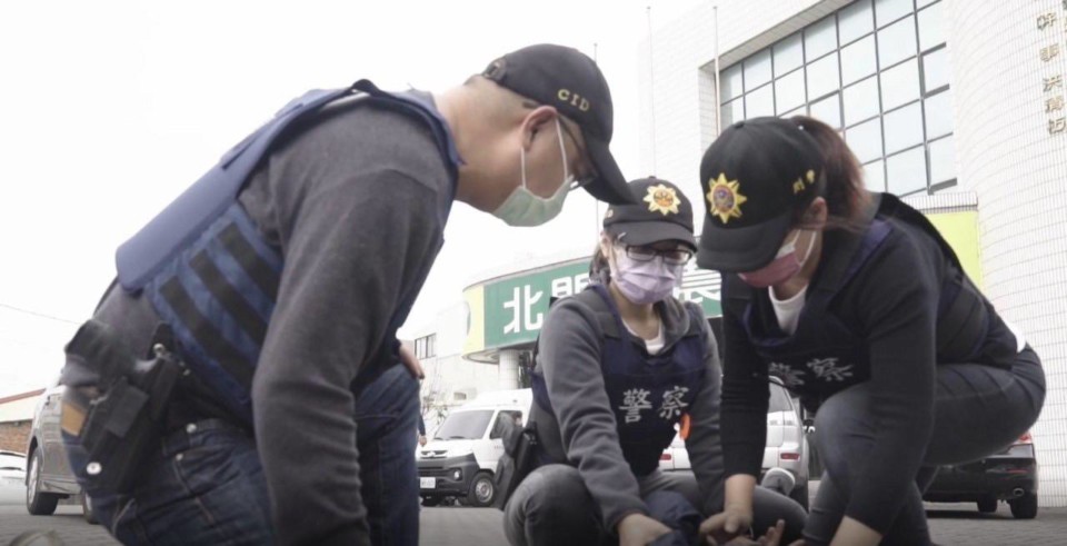 設劇情 學甲警防搶演練超逼真