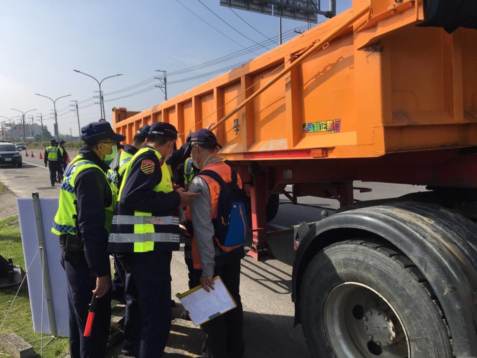 台19甲線警監環 聯合取締!違法車輛