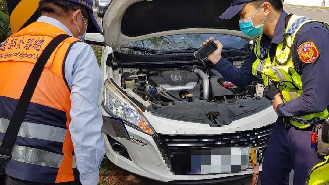 學甲警監聯合稽查  改裝車環保公害