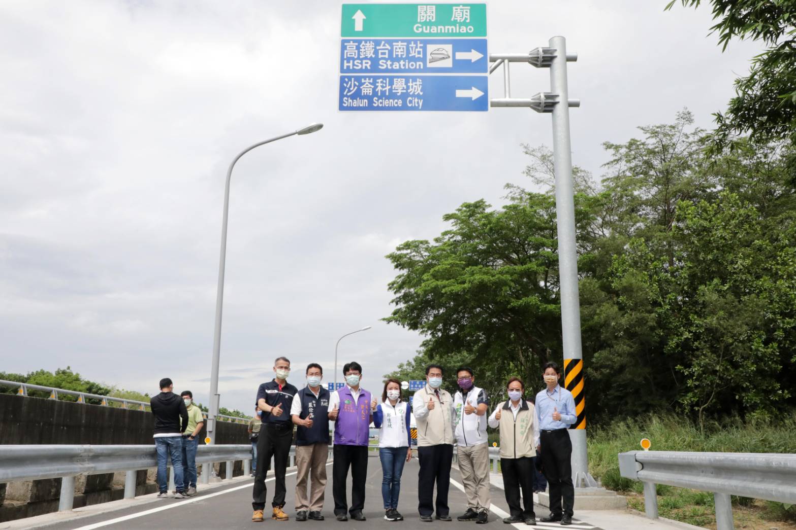 黃偉哲視察大潭交流道拓寬工程  盼提升高鐵交通量能