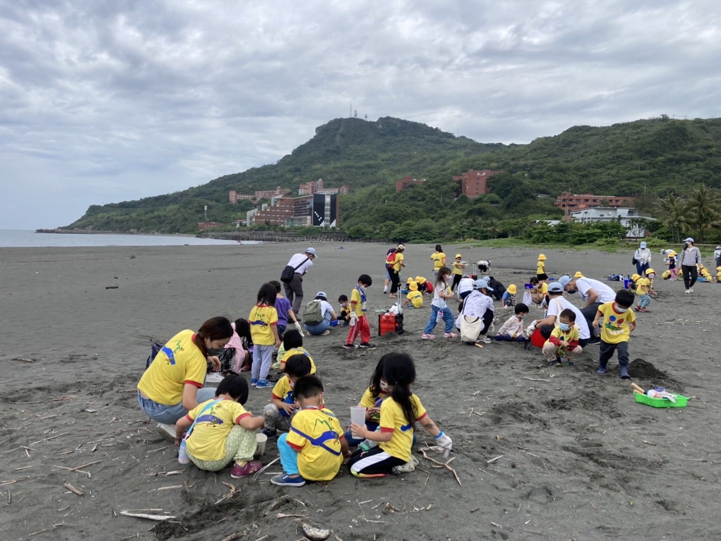 港務公司與國立中山大學附設幼兒園攜手淨西灣