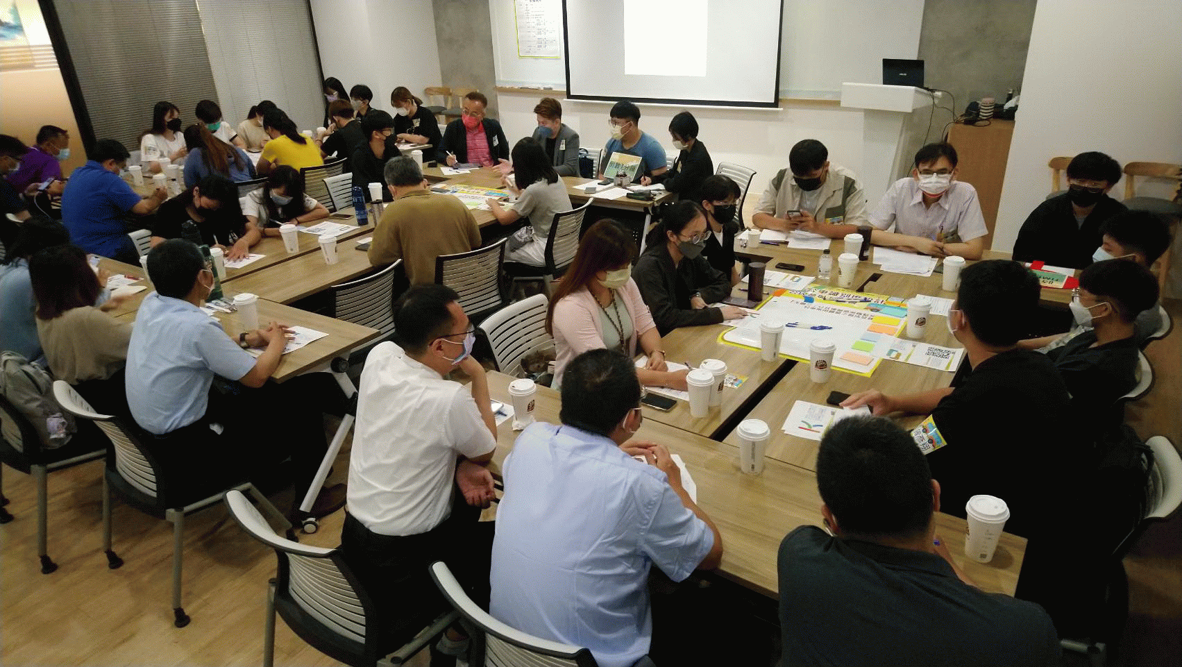 高雄市交通局「提升公車識別度設計」公民參與活動