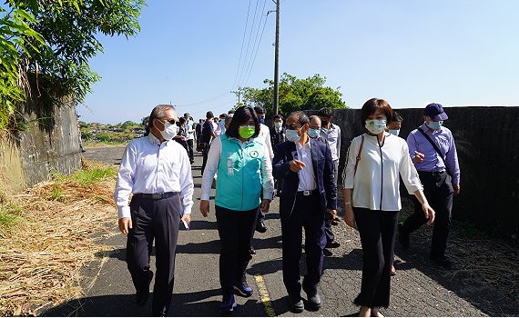 免除塞車之苦　王美惠爭取到殯葬園區聯外道路經費補助