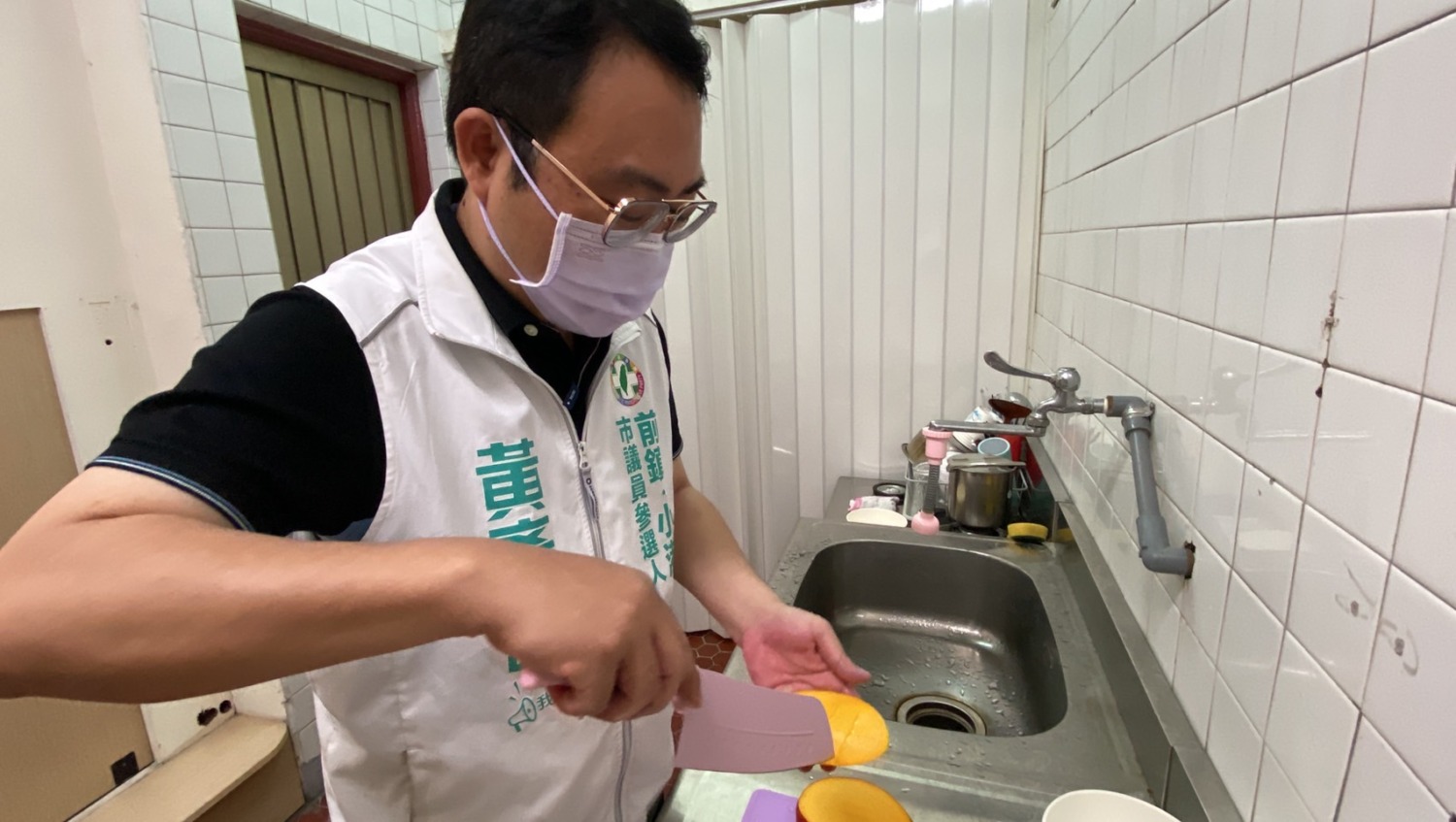 台又一水果「被確診」 綠營議員候選人黃彥毓：柯志恩發揮政見的機會到了