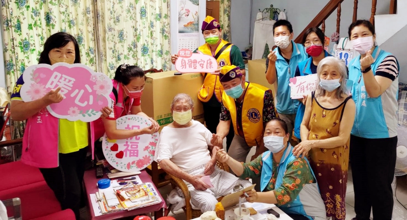 新竹三個獅子會公益送愛　捐贈生活用品予新竹榮服處關懷身障榮民眷