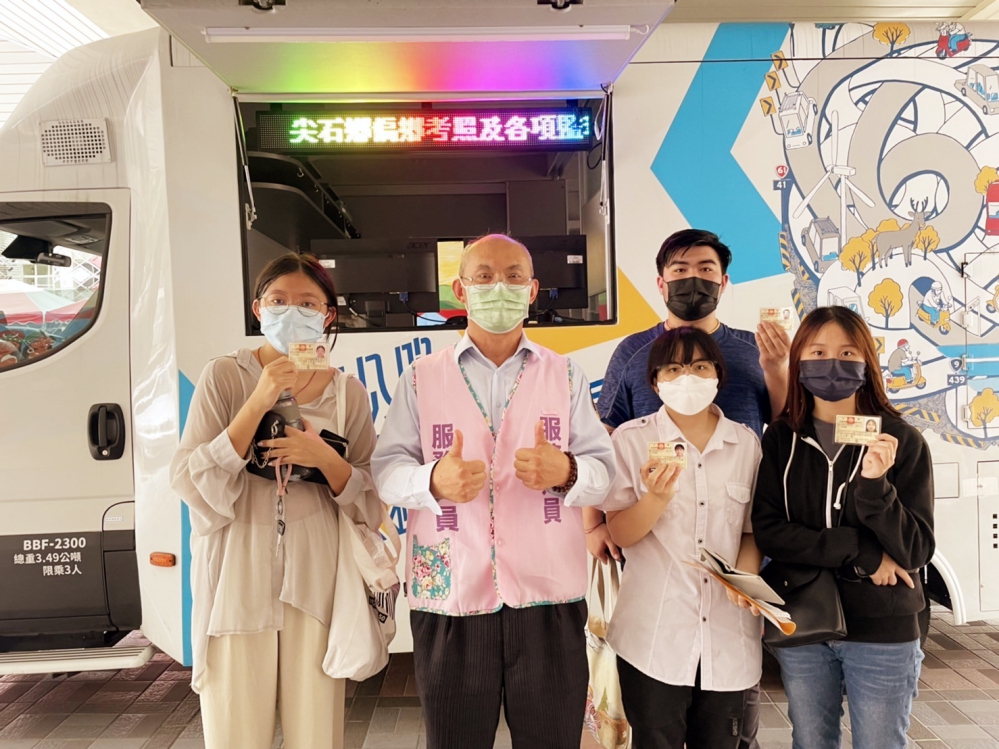 竹市監理站X竹縣尖石鄉公所　行動監理車助原鄉辦機車考照等監理業務