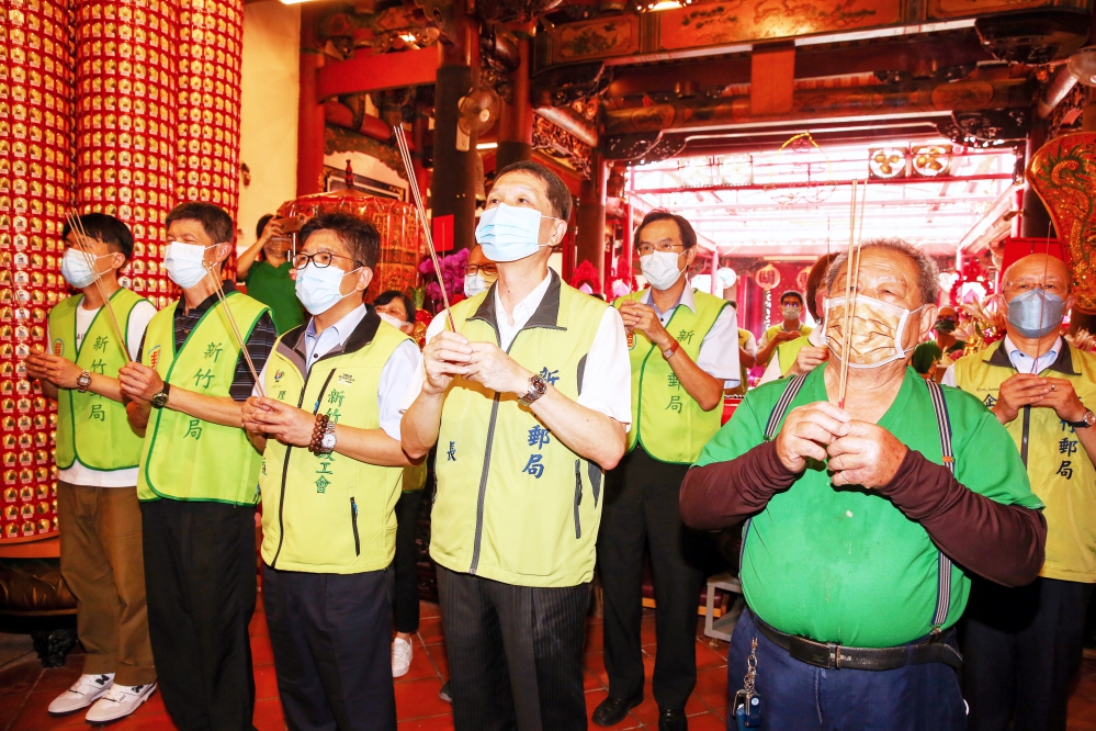 關懷弱勢「郵」你真好　新竹郵局提供白米1500斤捐贈竹市清寒家庭