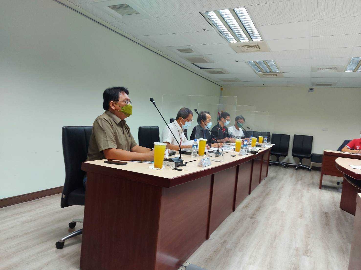 自強一路83巷路面坍塌專案調查 四大公會：承造商未依照施工計畫施工造成