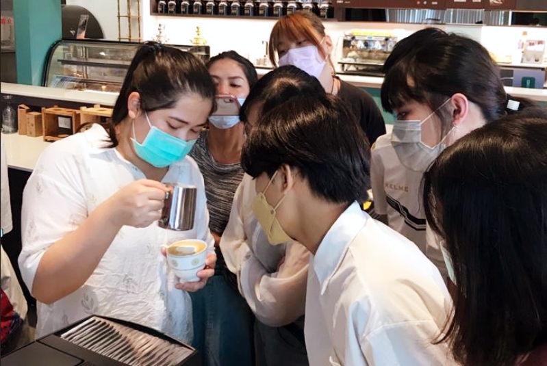 桃竹苗分署攜金品食品合作　探索體驗職場助非行少年接軌咖啡業職場