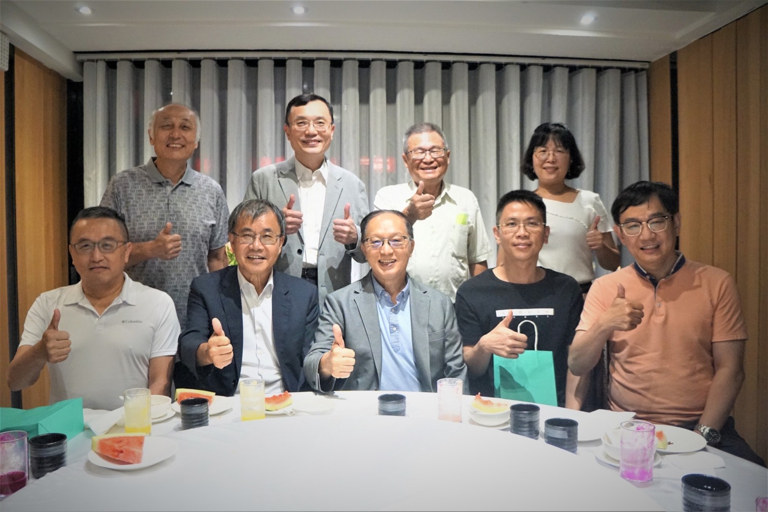 曹賜斌醫師論文《深凹寬疤創新療法》 獲國際期刊發表醫界學界同賀