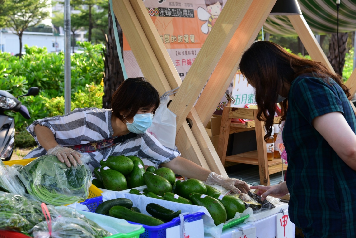 優質農產第一首選 盡在神農市集 三章一Q履歷追溯 新鮮採買安心購
