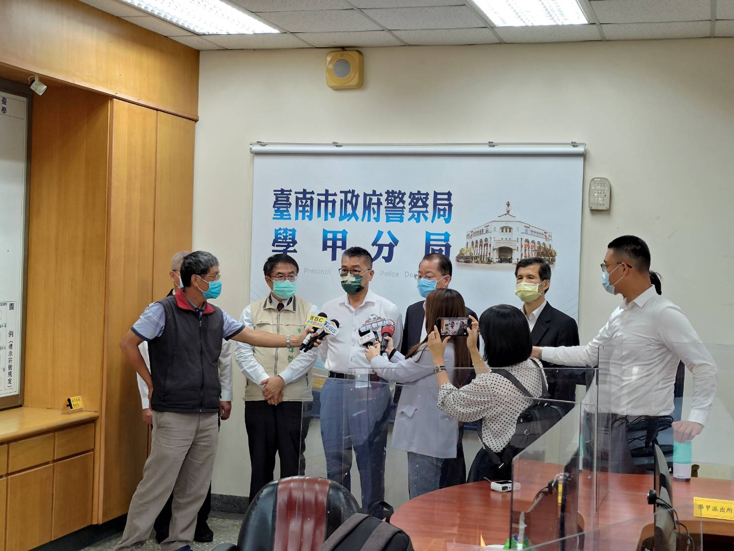 內政部長蒞臨慰問南警  掃黑肅槍政府全力以赴