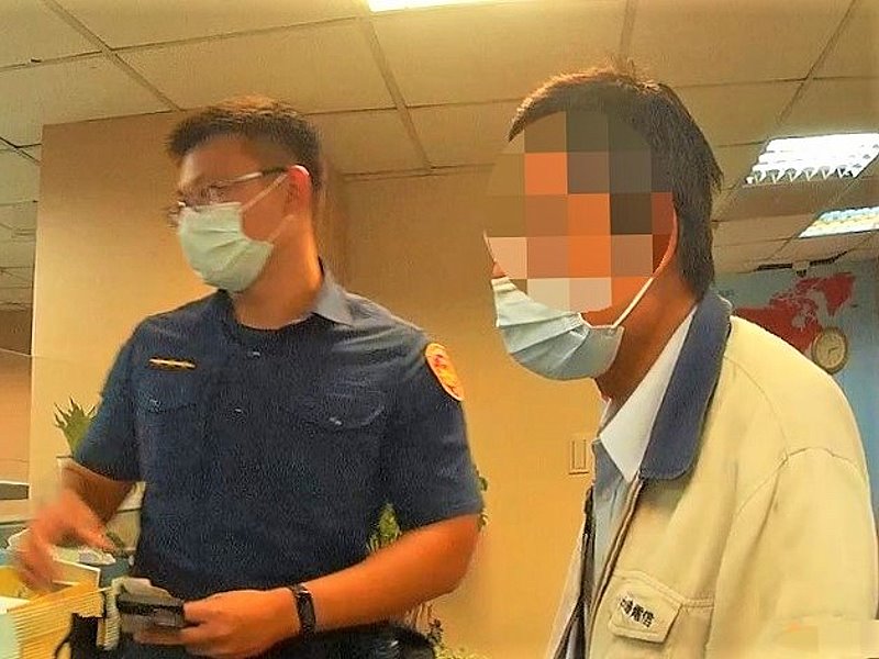 假網友介紹網路平台投資　長榮警和行員及時阻詐騙