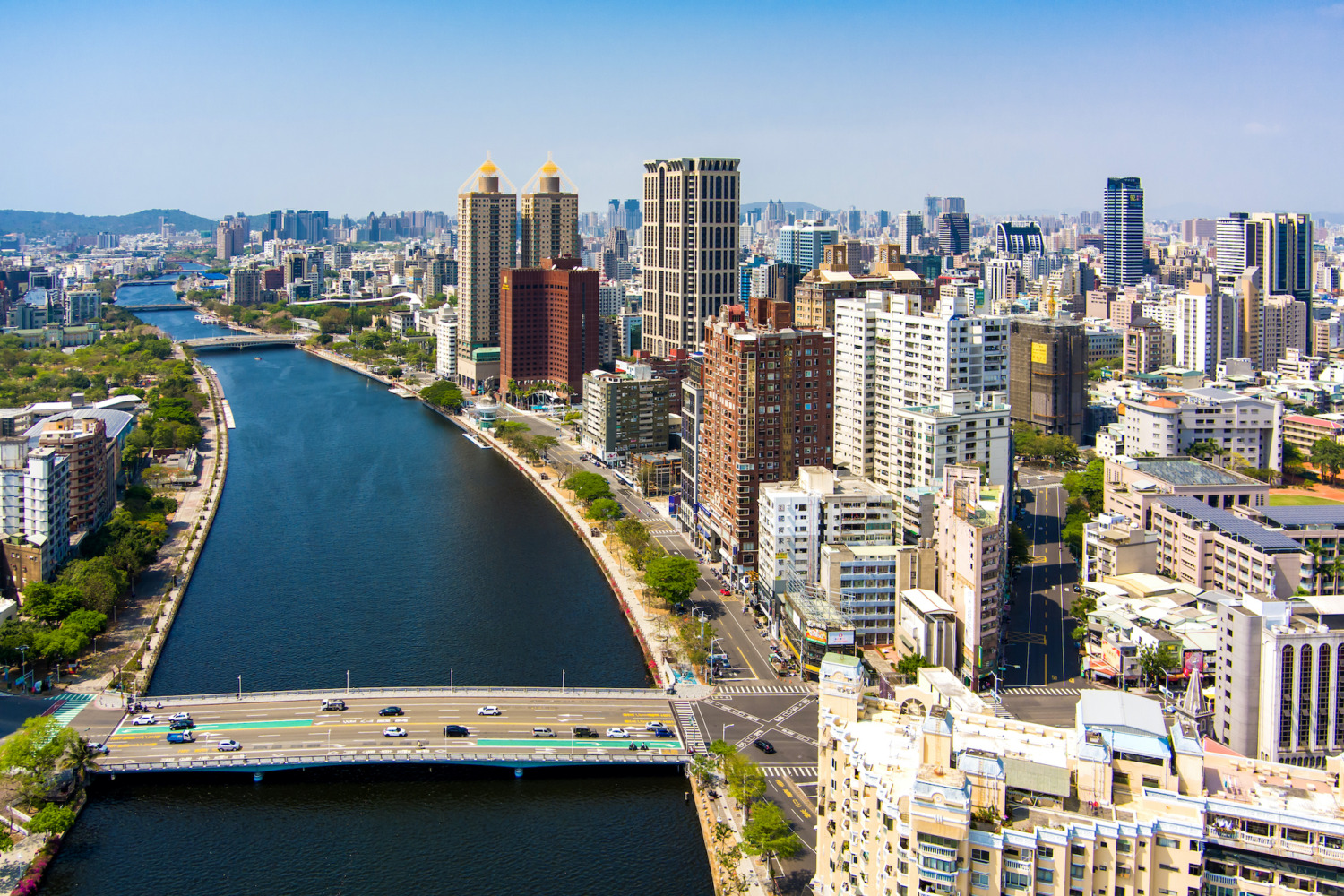 高雄市愛河水岸和蓮池潭周邊　升格為指定觀光地區 可望開放水岸空間及民宿申請