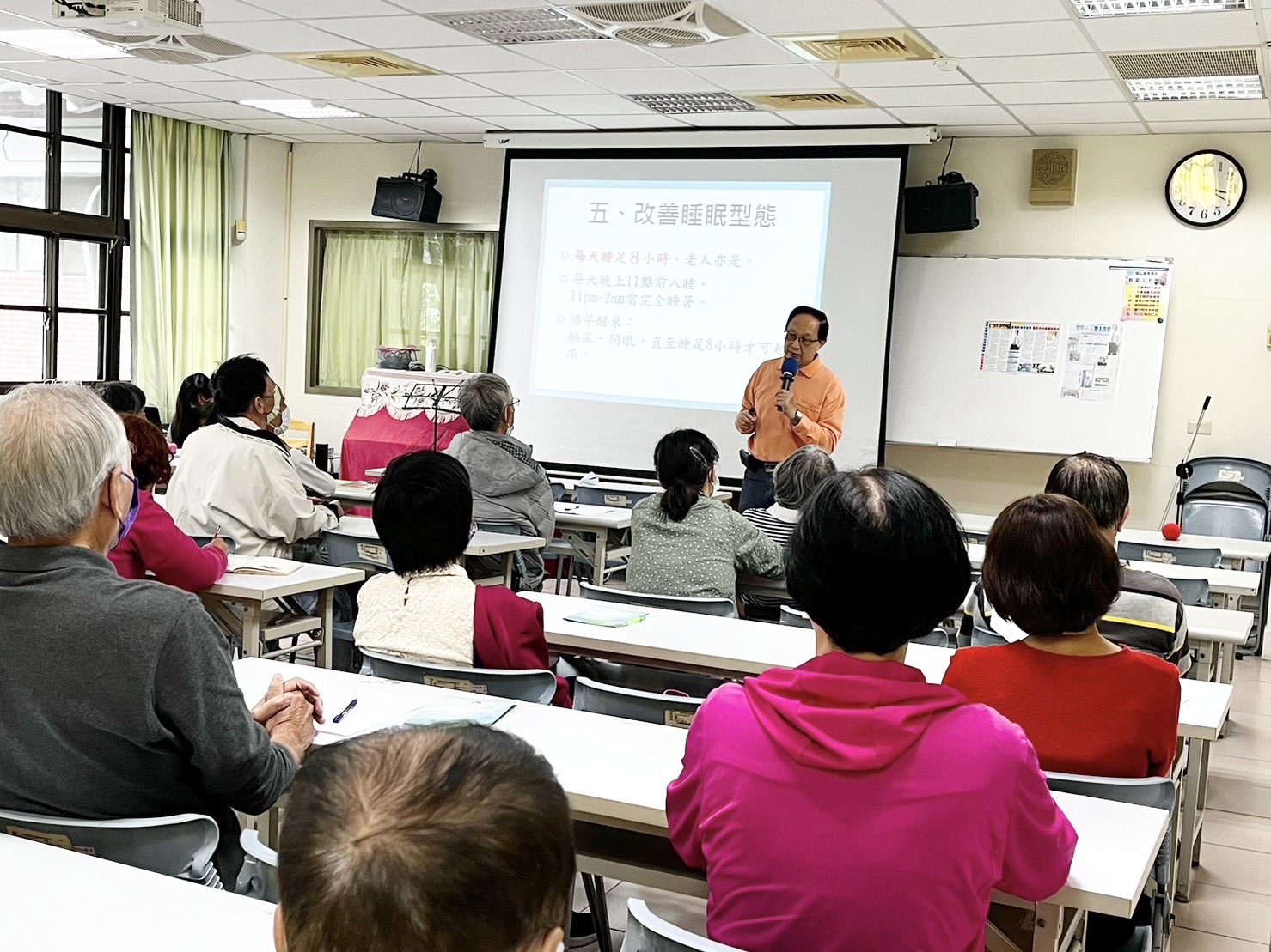 鳳山長青學苑邀請曹賜斌醫師專題講演 分享如何抗老化