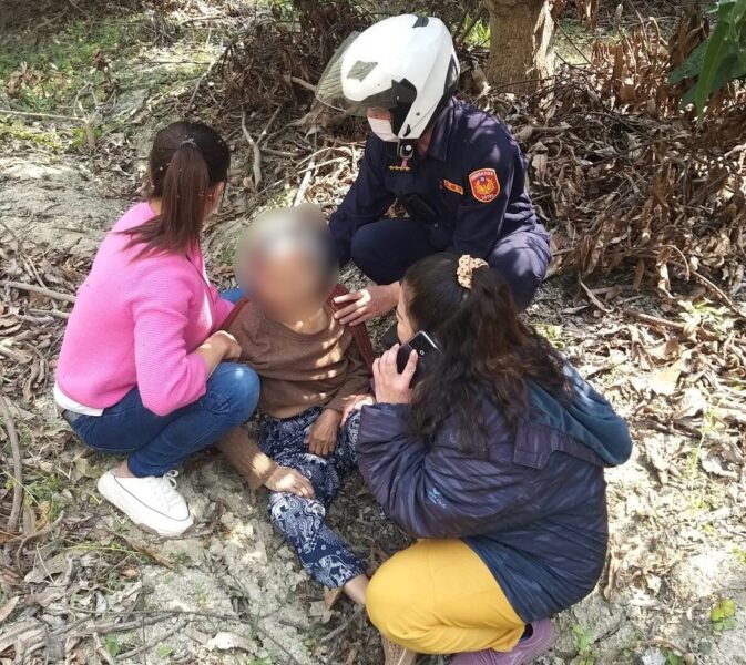 湖內分局20名警民力成功尋回失蹤老婦獲民眾讚賞
