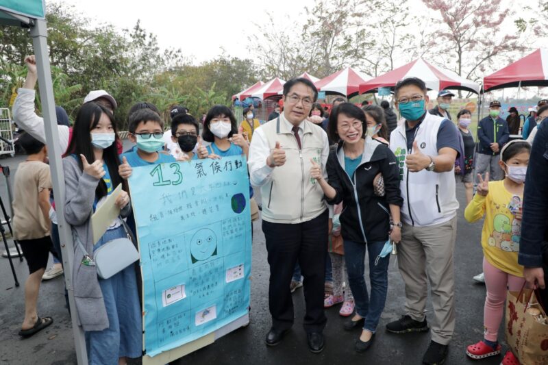 仁德之心「蛋蛋市集」賞花 逛市集  宣導節水 登革熱防治