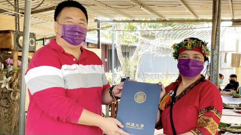 明道大學帶領學生體驗台灣原民文化及感受琉璃藝術之美