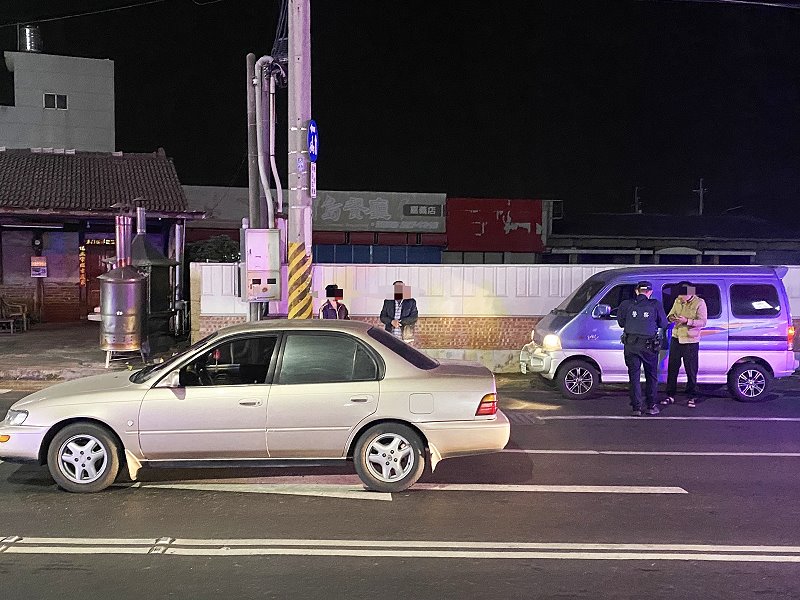 深夜駕車故障拋錨　北鎮警即時援助解圍