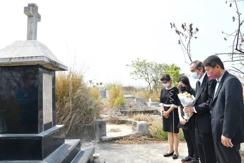 清明節前夕　彰基為宣教師掃墓緬懷先人佳美腳蹤