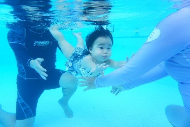 首座無邊際嬰幼兒泳池 親子館藉青貸打造夢幻場域