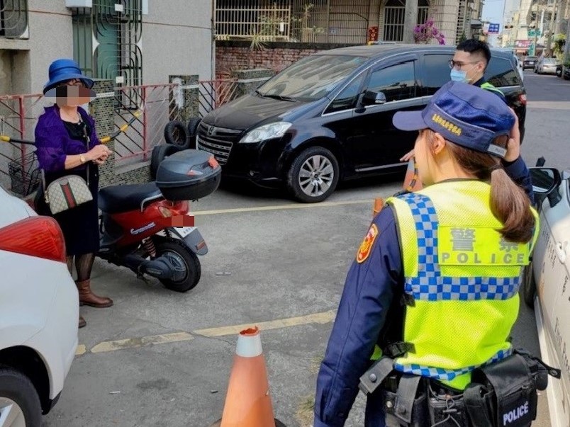 老婦參加活動後找不到車　長榮警積極援助尋找