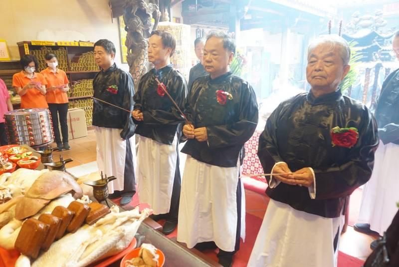 萬和宮媽祖聖誕今5/12三獻禮祭典  疫情紓解、觀禮參香人潮湧入