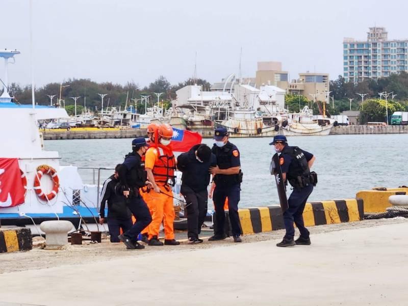靖勇專案實警演練聲勢浩大　竹市警局長張素菱：演習視同作戰，提醒民眾恐攻意識降低危害！