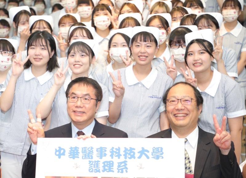 國際護師節 台南市長黃偉哲發文感謝護理師守護台南健康