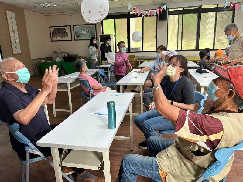 中彰榮家辦快樂生活與失智預防課程 增進長輩樂齡學習