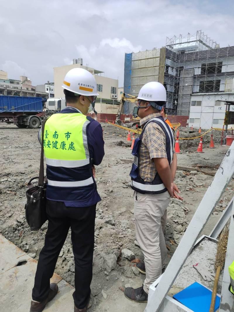 臺南市政府及職業安全衛生署共同針對轄內興富發集團建案進行全面勞動檢查，維護人民生命財產安全。