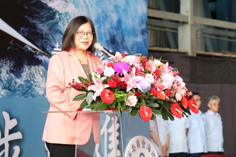 萬里人命名萬里艦 管碧玲：海巡署巡防艦發展計畫交船進度已達50%