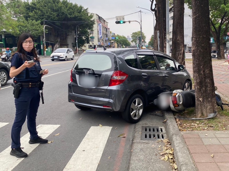 汽車轉彎未保安距釀禍 警持續加強執法保障行人安全
