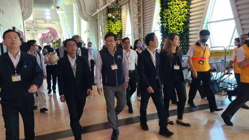 小港機場航班復航工作加緊腳步，許智傑立委力促恢復原本航線！
