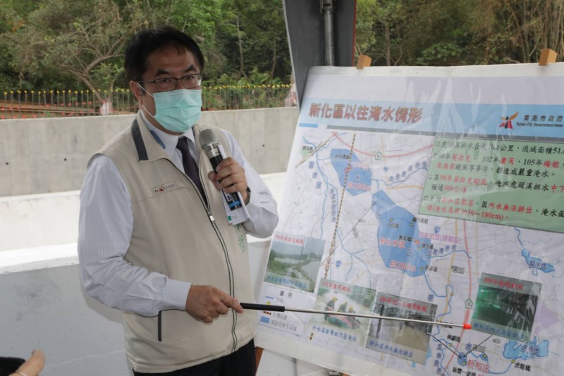 南市爭取逾2.9億元投入新化區防洪  黃偉哲視察虎頭溪排水護岸進度