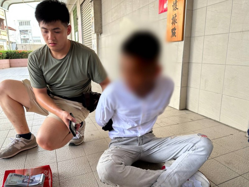 湖內所長計誘假投資真詐騙取款車手