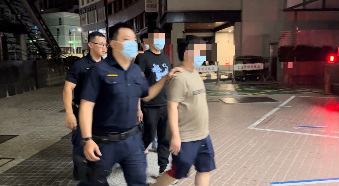 債務糾紛引衝突新興警壓制帶回三名滋事者送辦