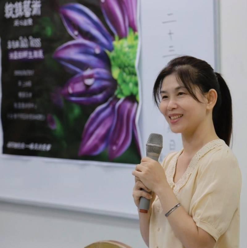 《花現希望•以藝傳愛》李慈嫻油畫創作個展