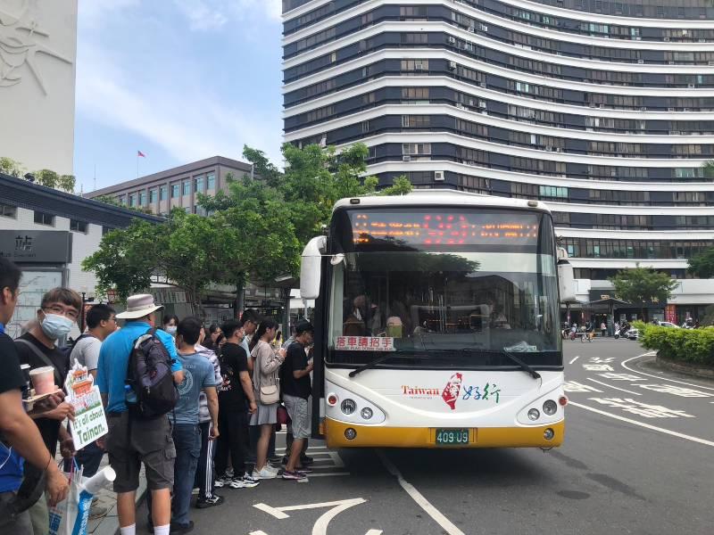 國際影音創作者來台南邊玩邊拍 記錄體驗台灣好行旅遊趣事