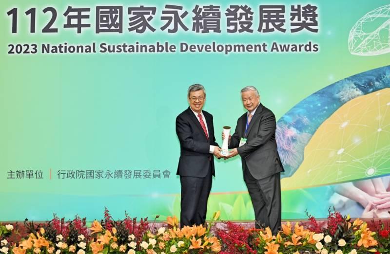 永續智慧製造x科技人才培育x環境友善工程　旺宏電子榮獲「國家永續發展獎」肯定